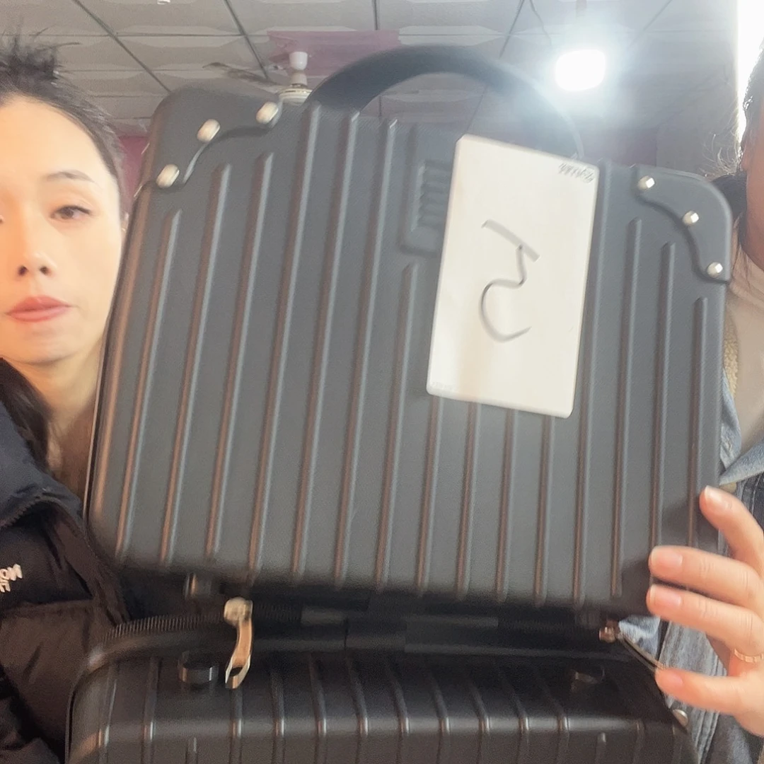 黑色5 号刚刚jhhh