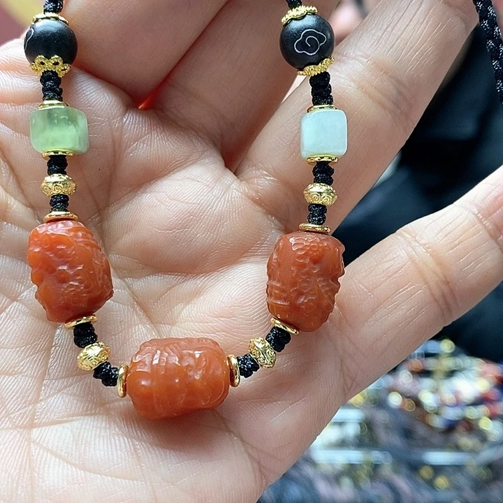 玛瑙/玉髓颈饰合金