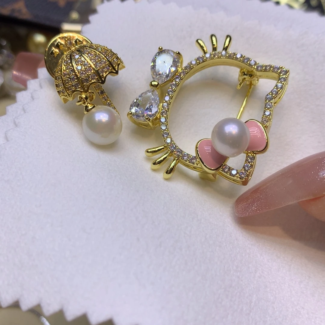 未镶嵌胸饰海水珍珠