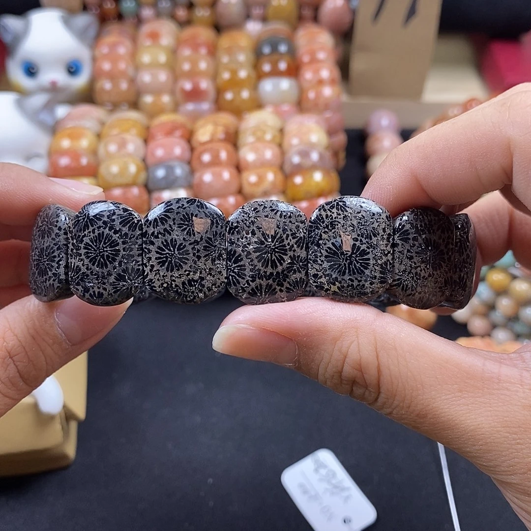 硅化珊瑚（珊瑚玉）手牌未镶嵌21