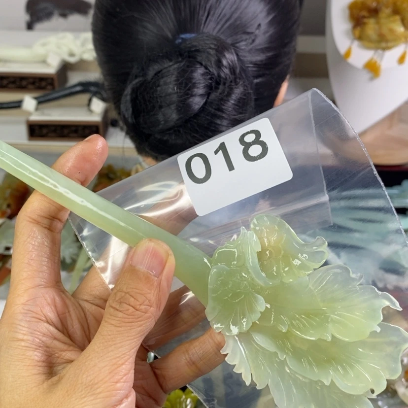 【闪购商品】岫玉发饰未镶嵌甜****?