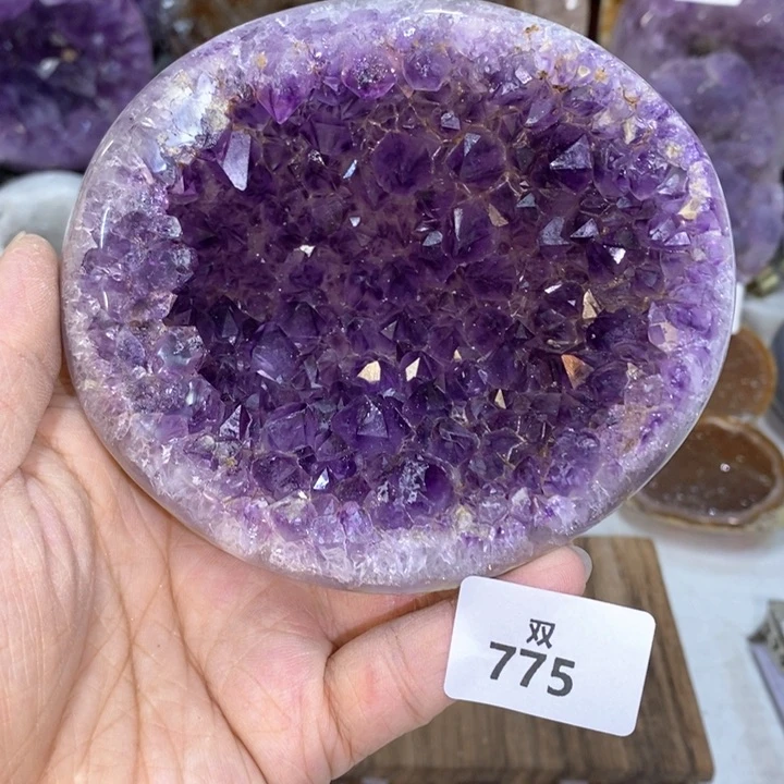 未镶嵌水晶大型摆件（非配饰）