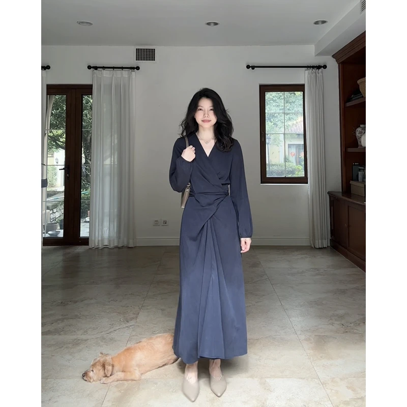郭九九呢 天丝气质V领褶皱收腰显瘦设计感长袖连衣裙 G925Q15206