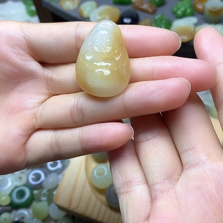 未镶嵌和田玉挂件