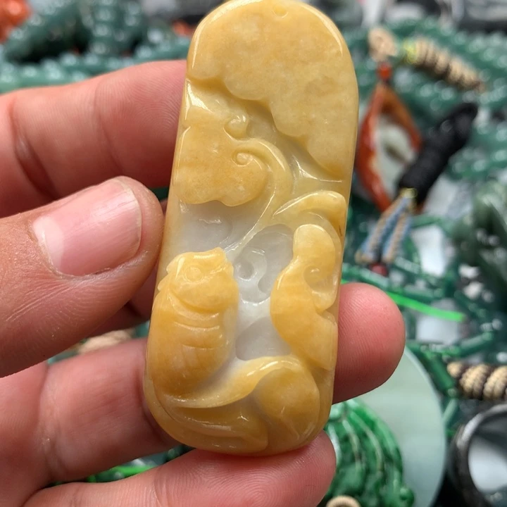 翡翠颈饰未镶嵌保真天然a货翡翠