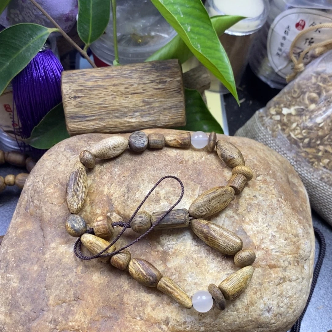 沉香奇楠沉香珠子手机链