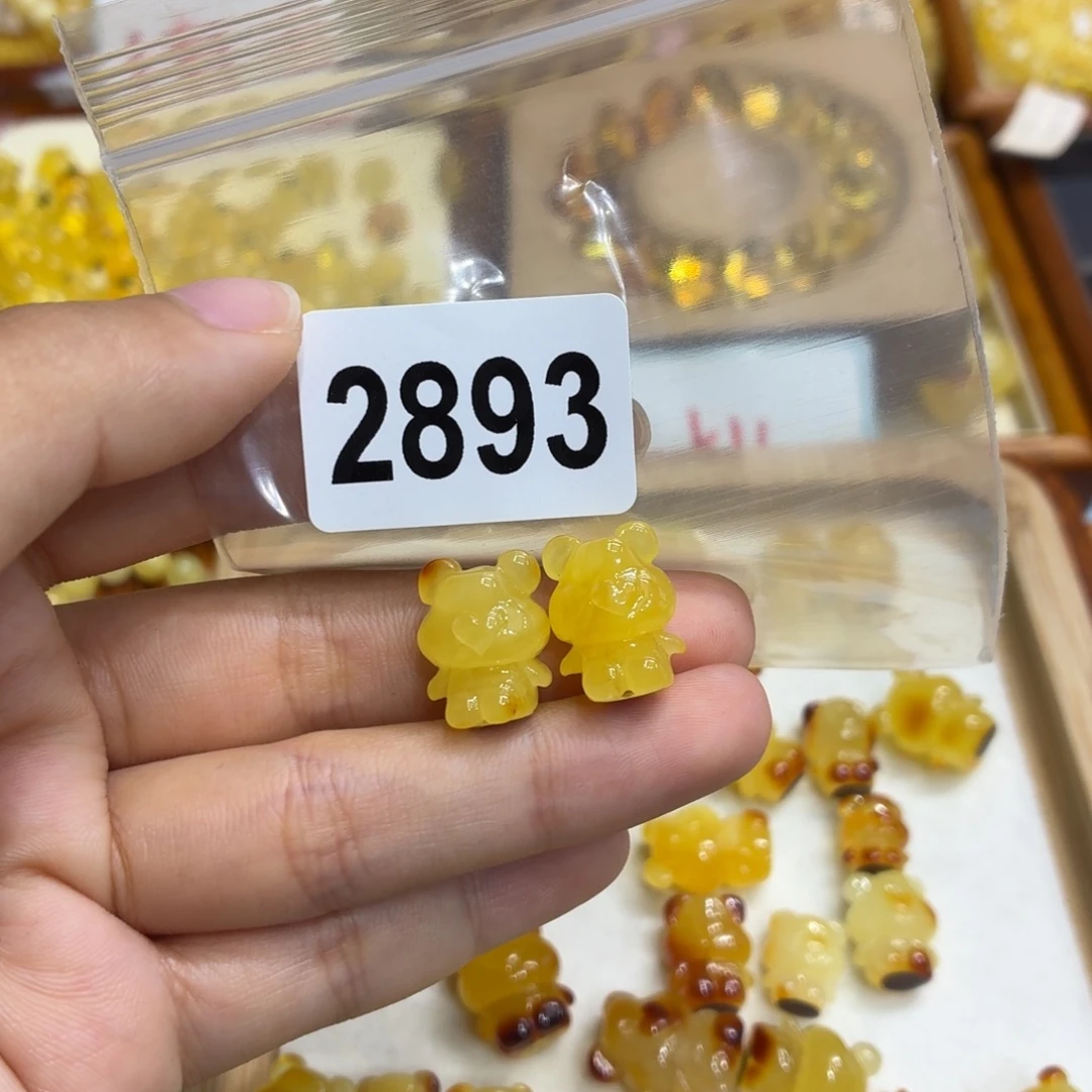 m***u琥珀未镶嵌珠宝奇石