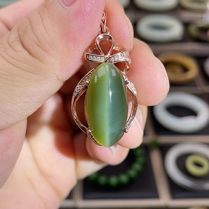 和田玉（碧玉）银S925镶嵌颈饰黄金猫