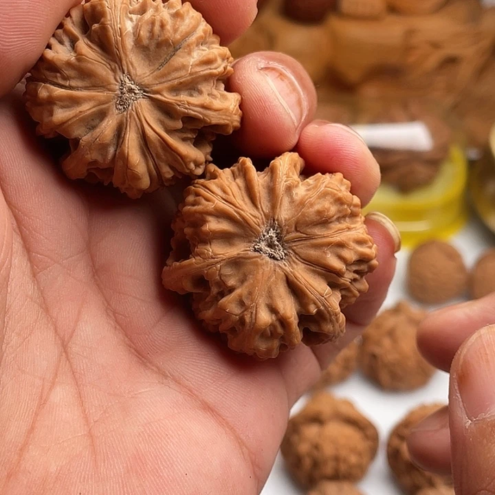 万***利文玩核桃吊坠文山三棱