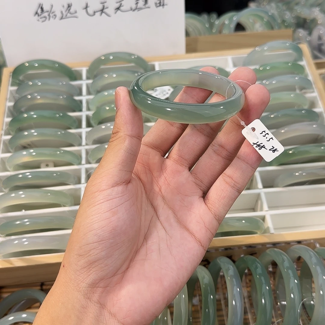 手镯玛瑙/玉髓未镶嵌圈口55.5