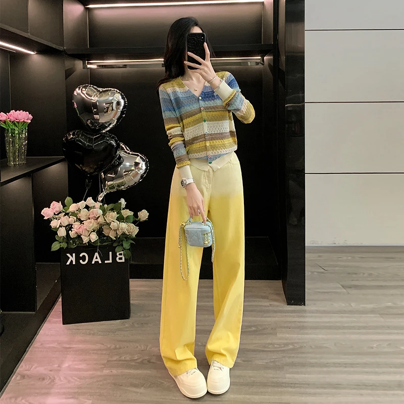 网红洋气减龄时尚套装女秋气质韩版黄色条纹针织衫显瘦渐变牛仔裤