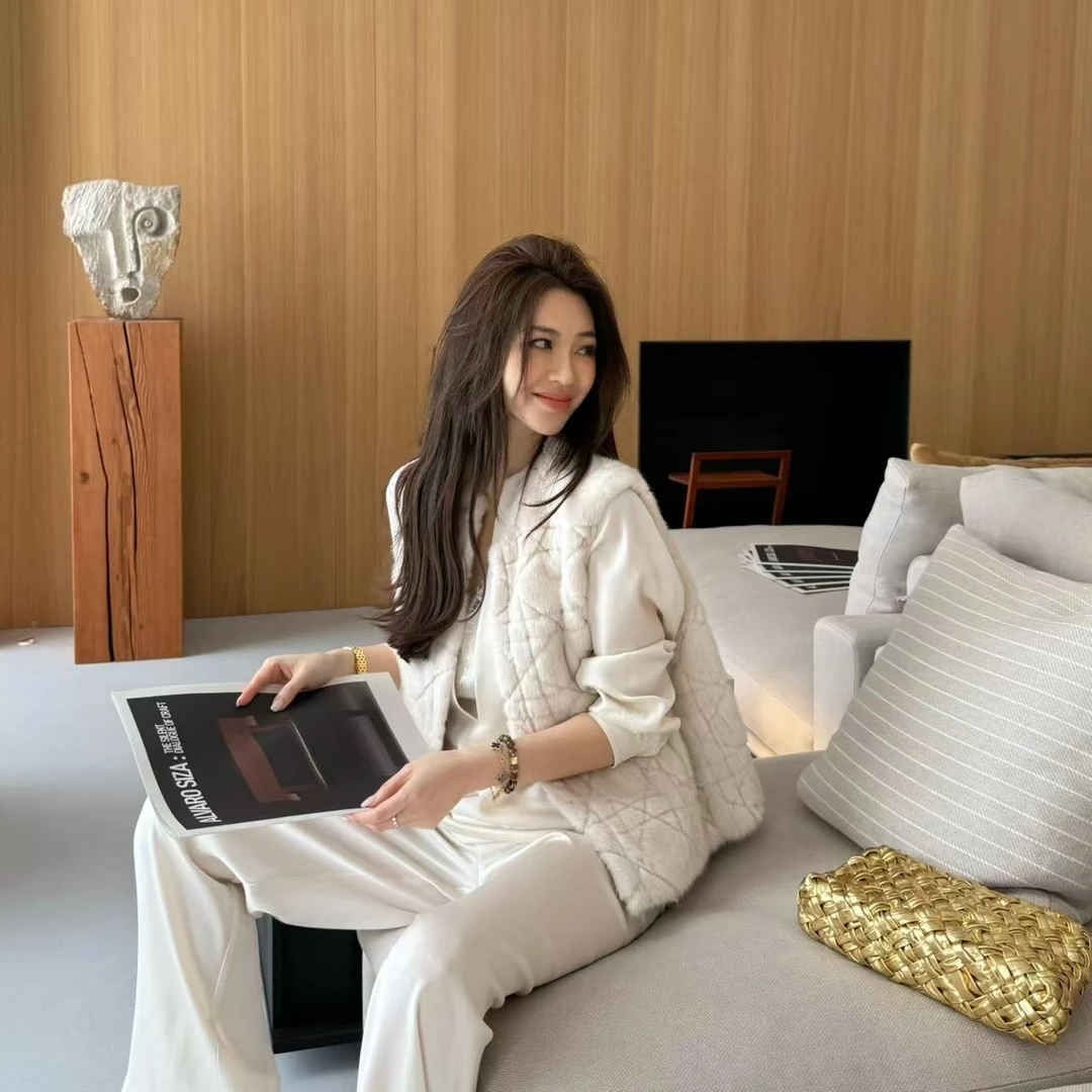 王嬛嬛MsLime25年新款【奢暖】100%丹麦进口水貂皮草马甲 HD2C0138