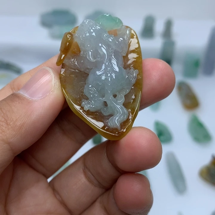 翡翠吊坠(不含链)未镶嵌