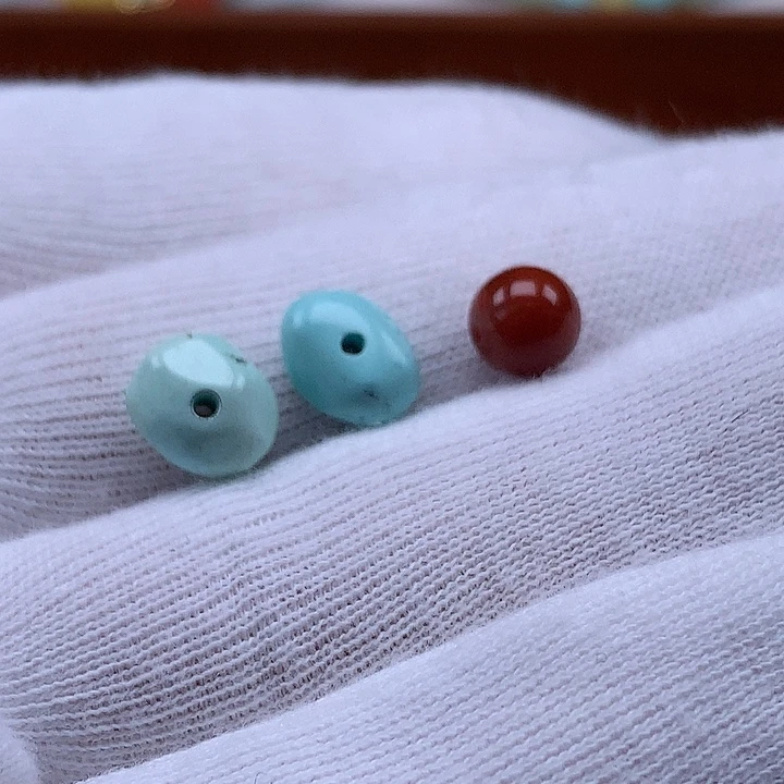 南红玛瑙未镶嵌珠宝奇石