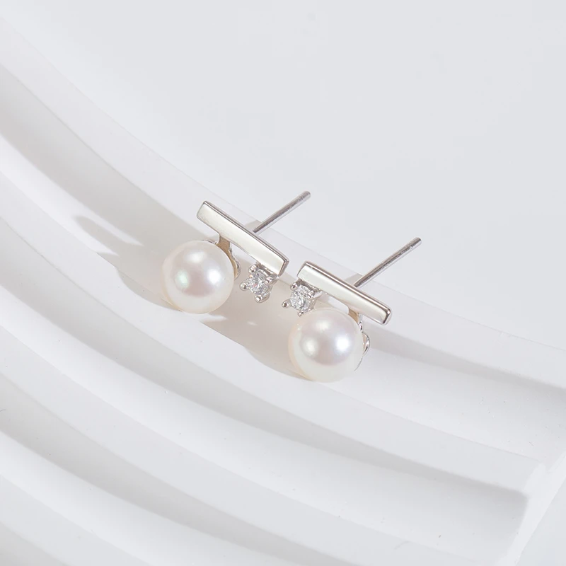 【嘟嘟珠宝】平衡木海水akoya轻奢耳钉S925银6-7mm LXZB067