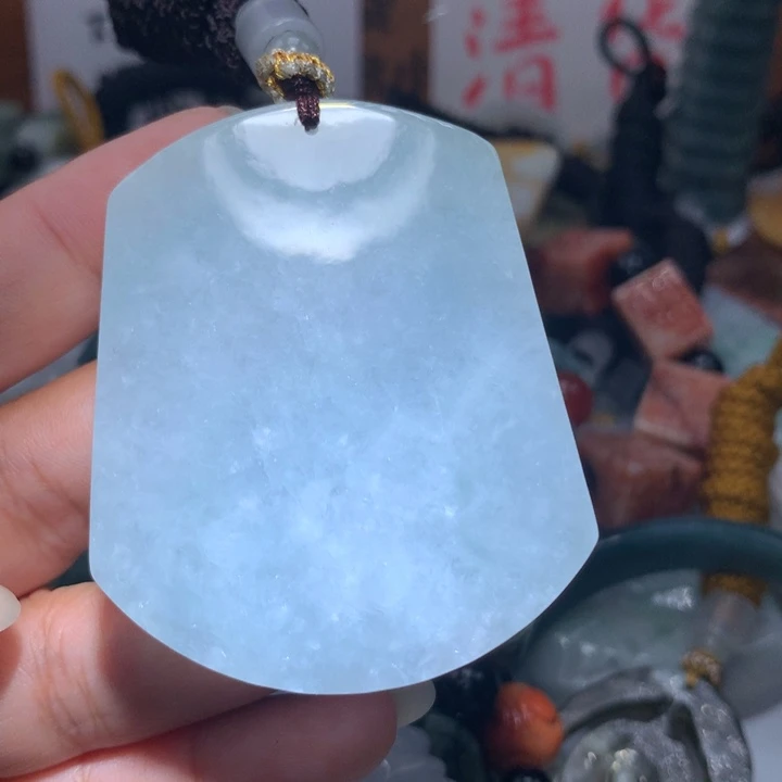 翡翠未镶嵌颈饰保真天然A货翡翠