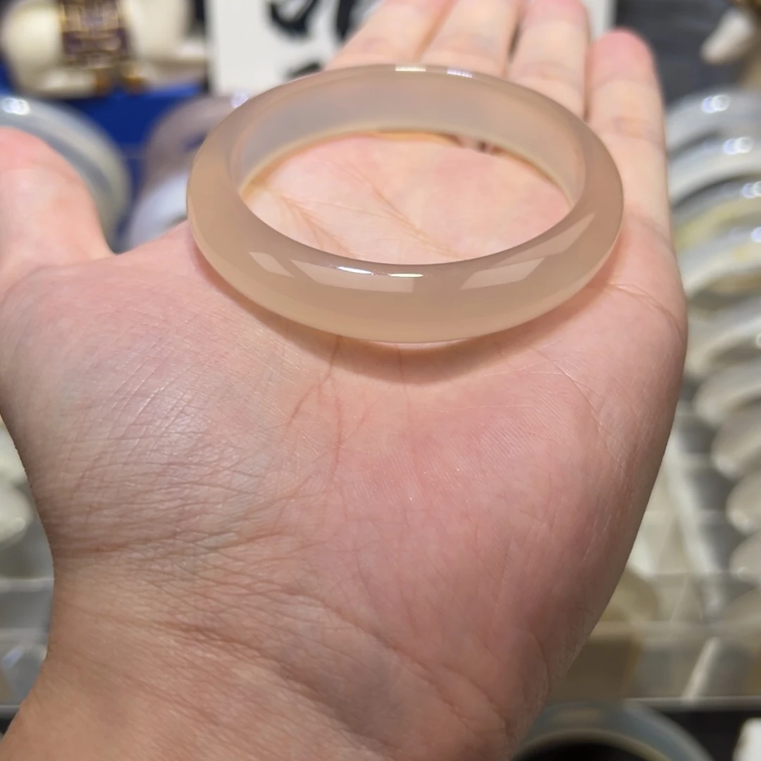 手镯玛瑙/玉髓未镶嵌