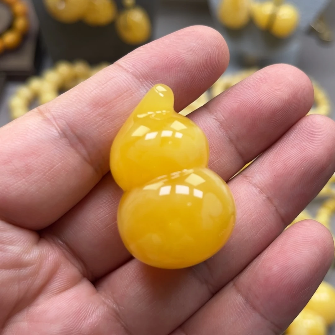 琥珀颈饰未镶嵌吊坠