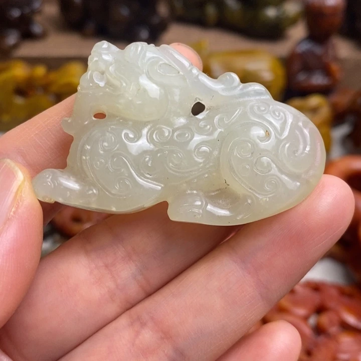 蛇纹石玉未镶嵌颈饰88