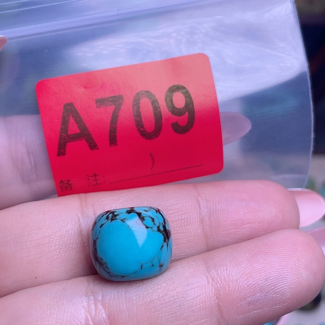 乔***奇绿石头绿石头十堰手工古风配饰