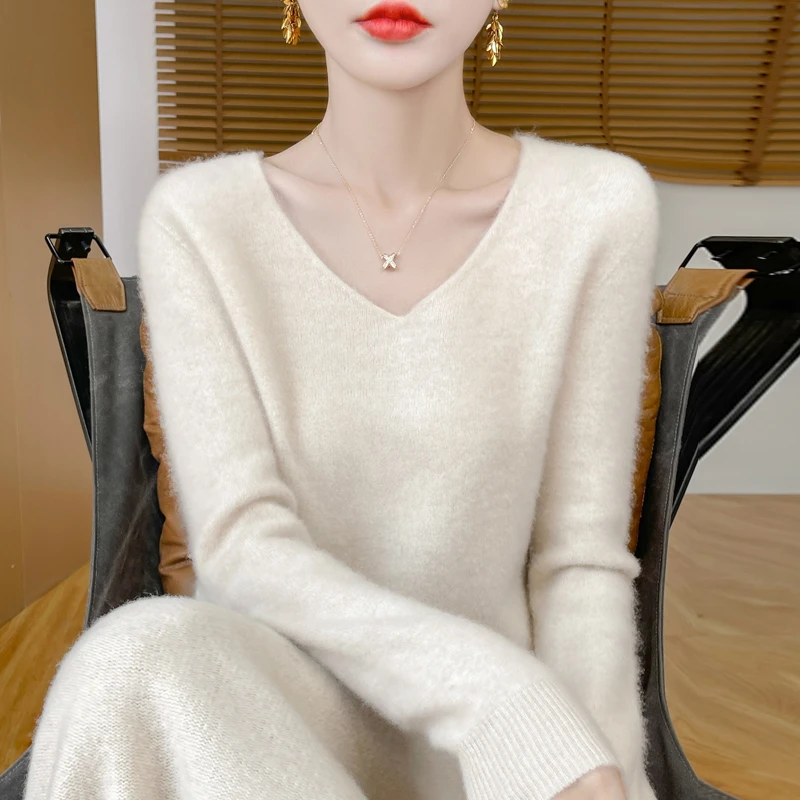无缝一线成衣春秋新款100纯羊毛针织打底衫女内搭V领修身时尚毛衣