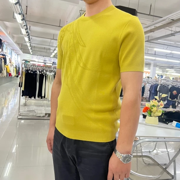 短袖夏季男士抗皱短袖T恤圆领时尚打底衫春夏
