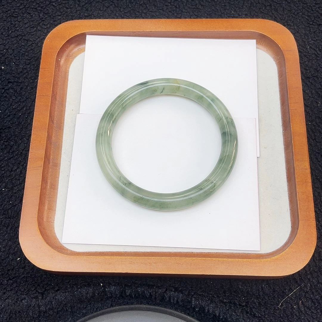 石英质玉未镶嵌手镯122