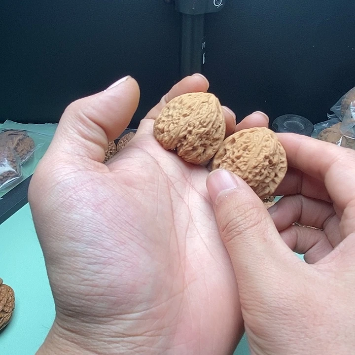 把件文玩核桃全品南疆石