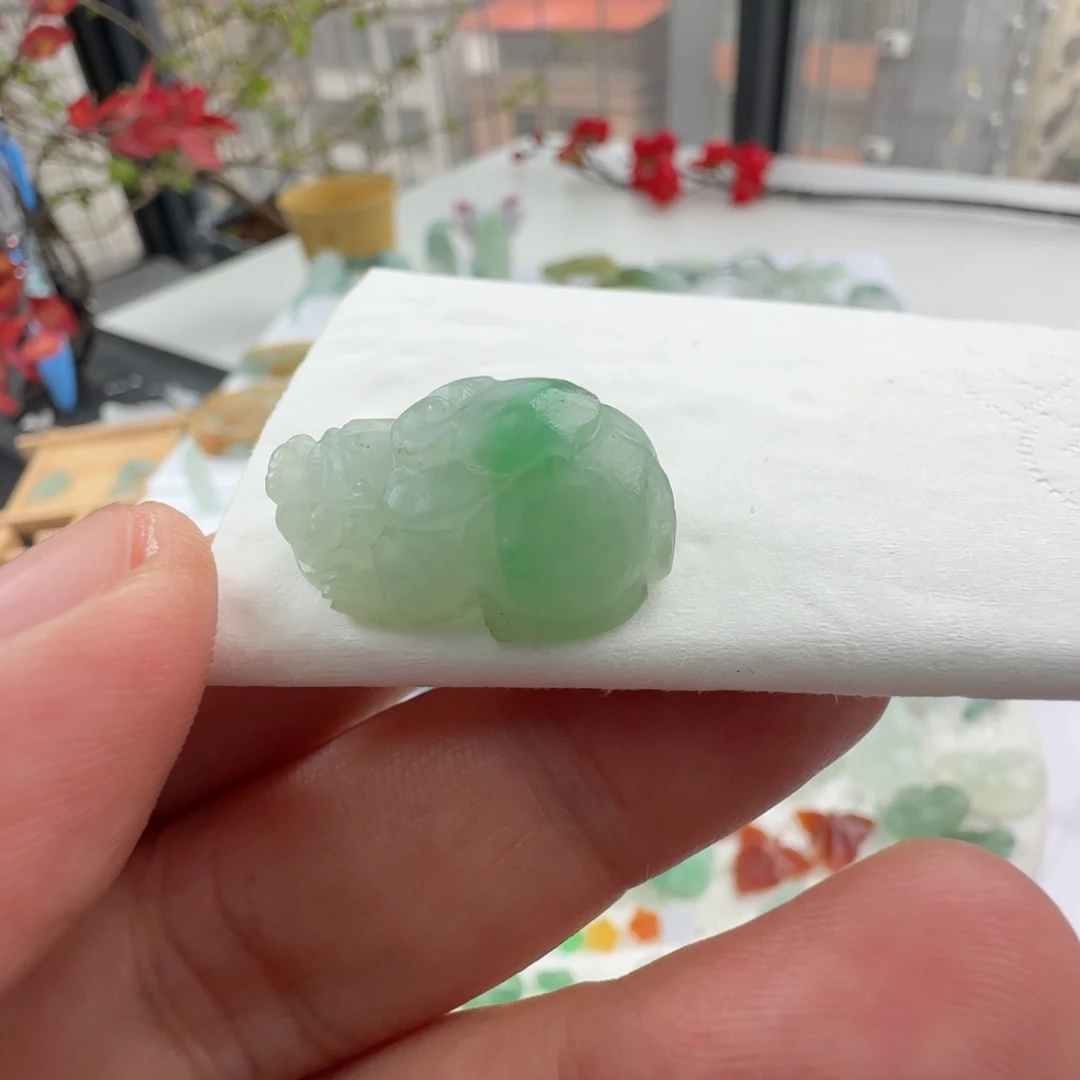 定制翡翠未镶嵌定制翡翠毛货不退不换