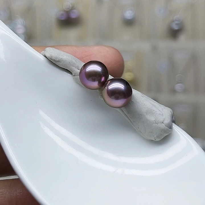 非金属8/9左右可作款几乎无暇