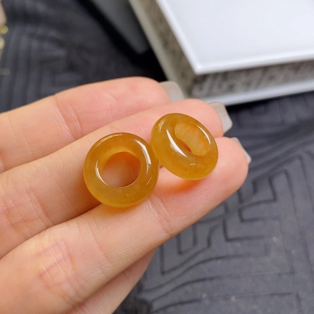 翡翠未镶嵌耳饰玻璃底冰黄翡轮胎圈