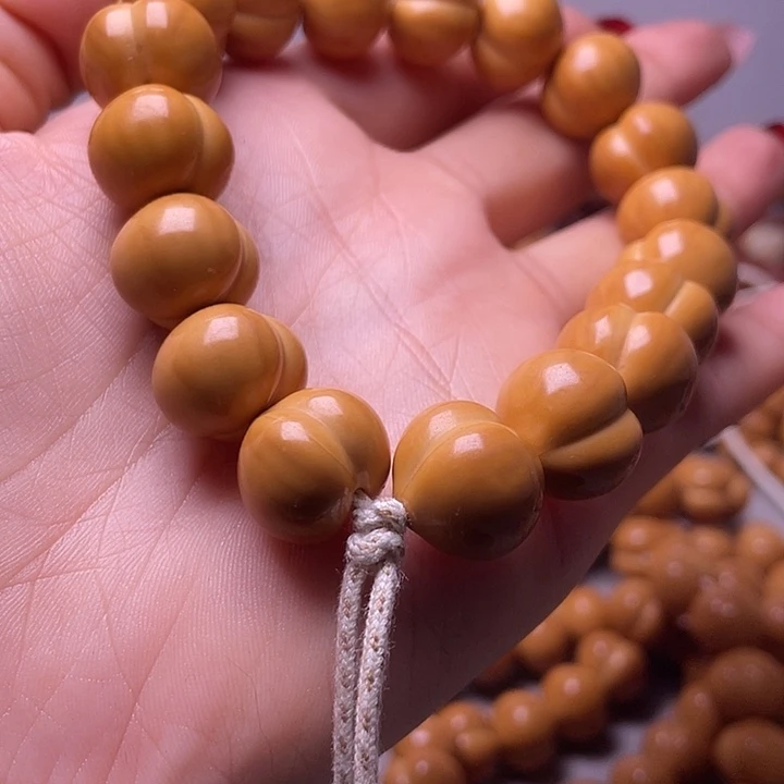 猴头核桃手串16尺寸镜面柯基屁桃手持全品无暇