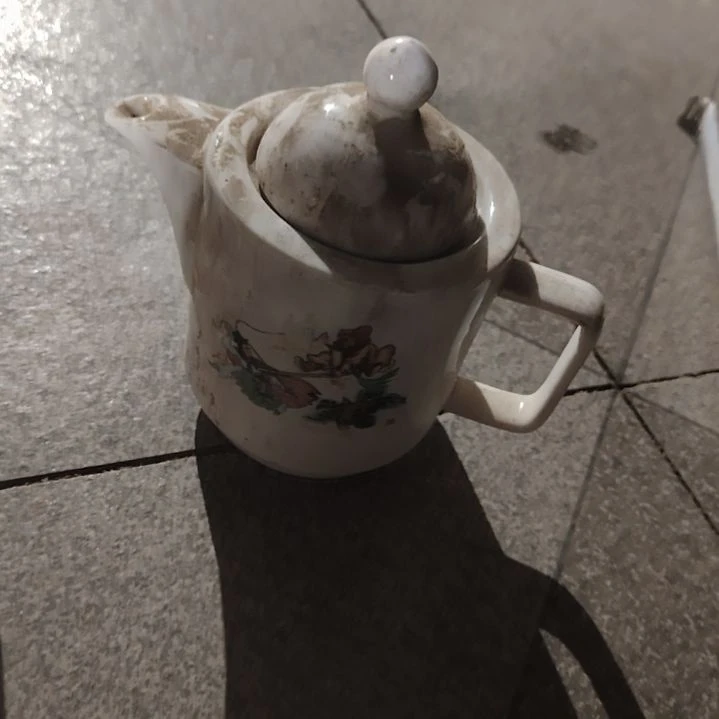 盘陶瓷盘子碗啥都有