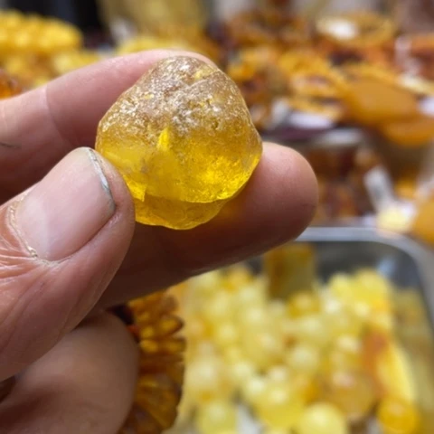 手串蜜蜡未镶嵌吊坠