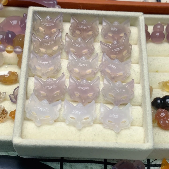 玛瑙/玉髓未镶嵌玛瑙狐狸面具