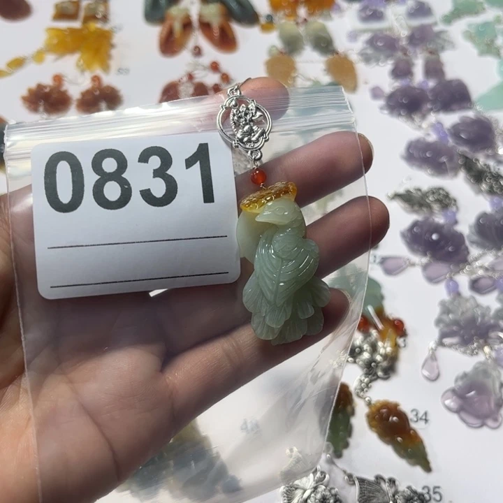 福***坤合金蛇纹石玉耳饰