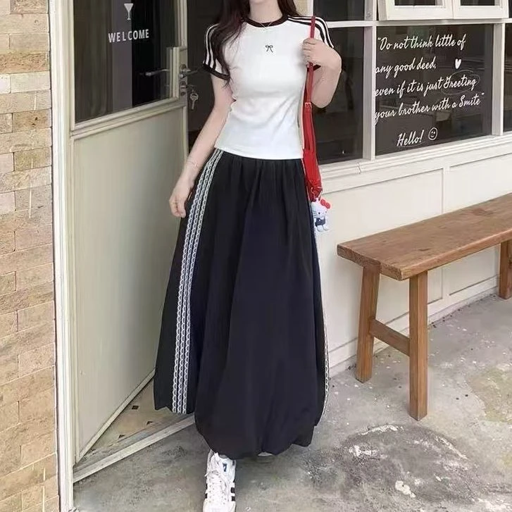【发发推荐】夏季搭配一整套胖mm上衣纯欲休闲运动风两件套装裙8093