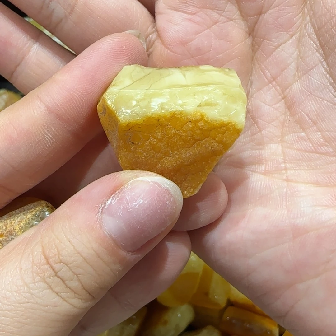 小***～定制琥珀未镶嵌蜜蜡