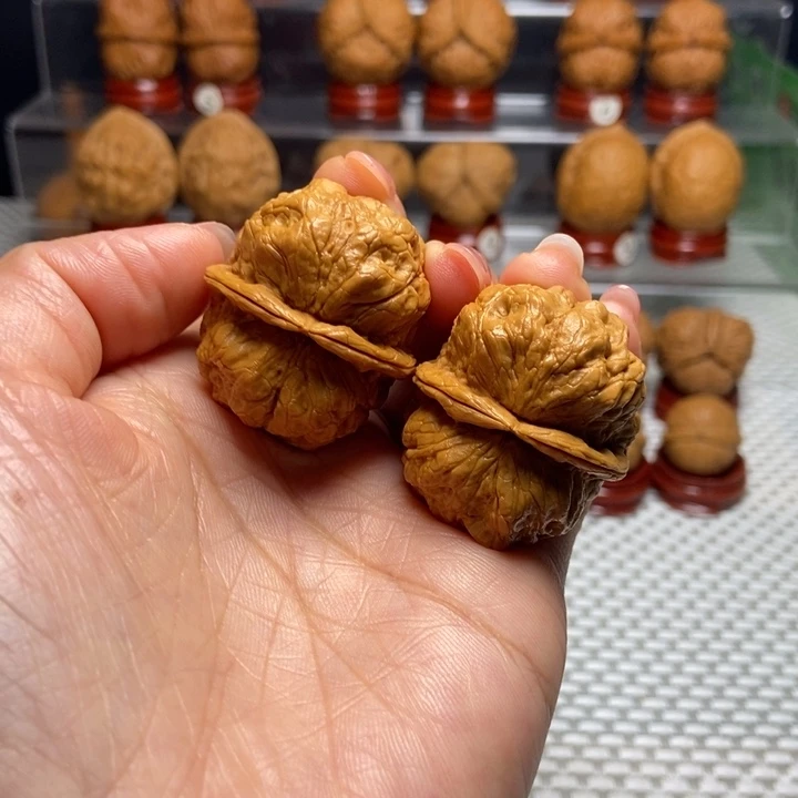 文玩核桃把件17龙鳞舍利疙瘩包