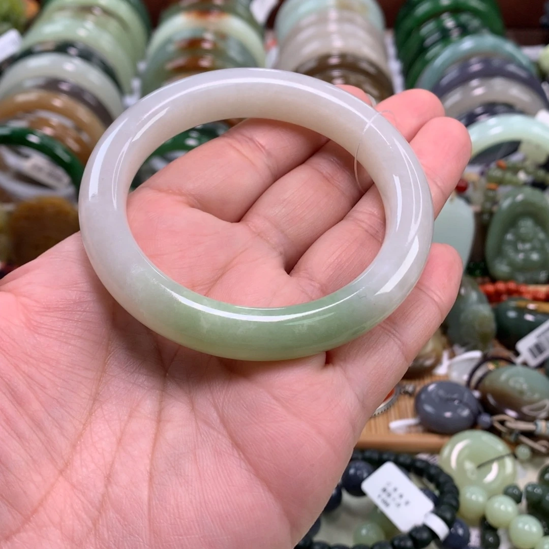 和田玉未镶嵌手镯56_57口径