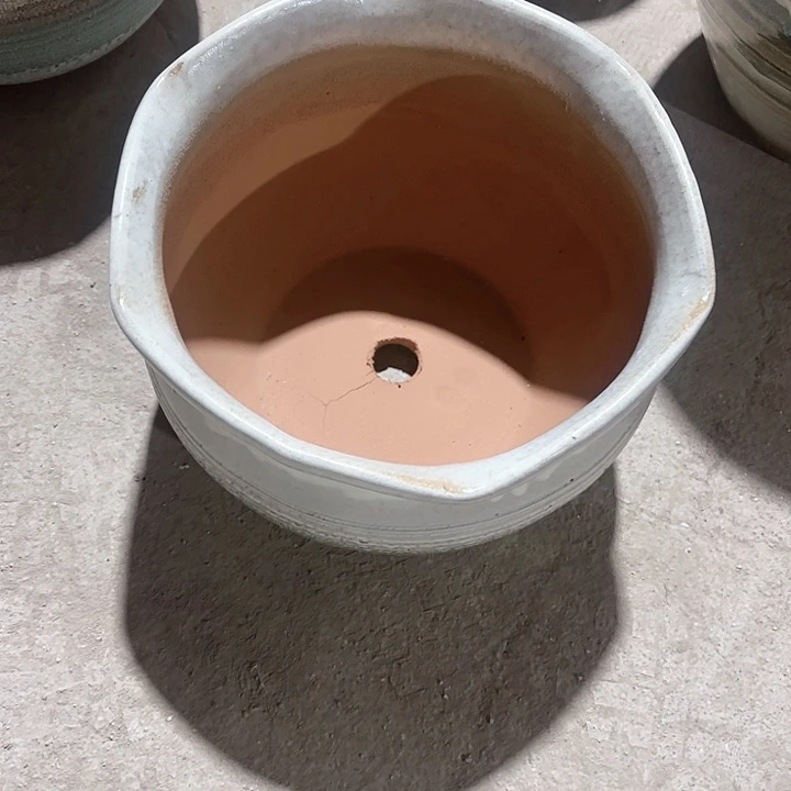 红陶口径25高度18一只瑕疵