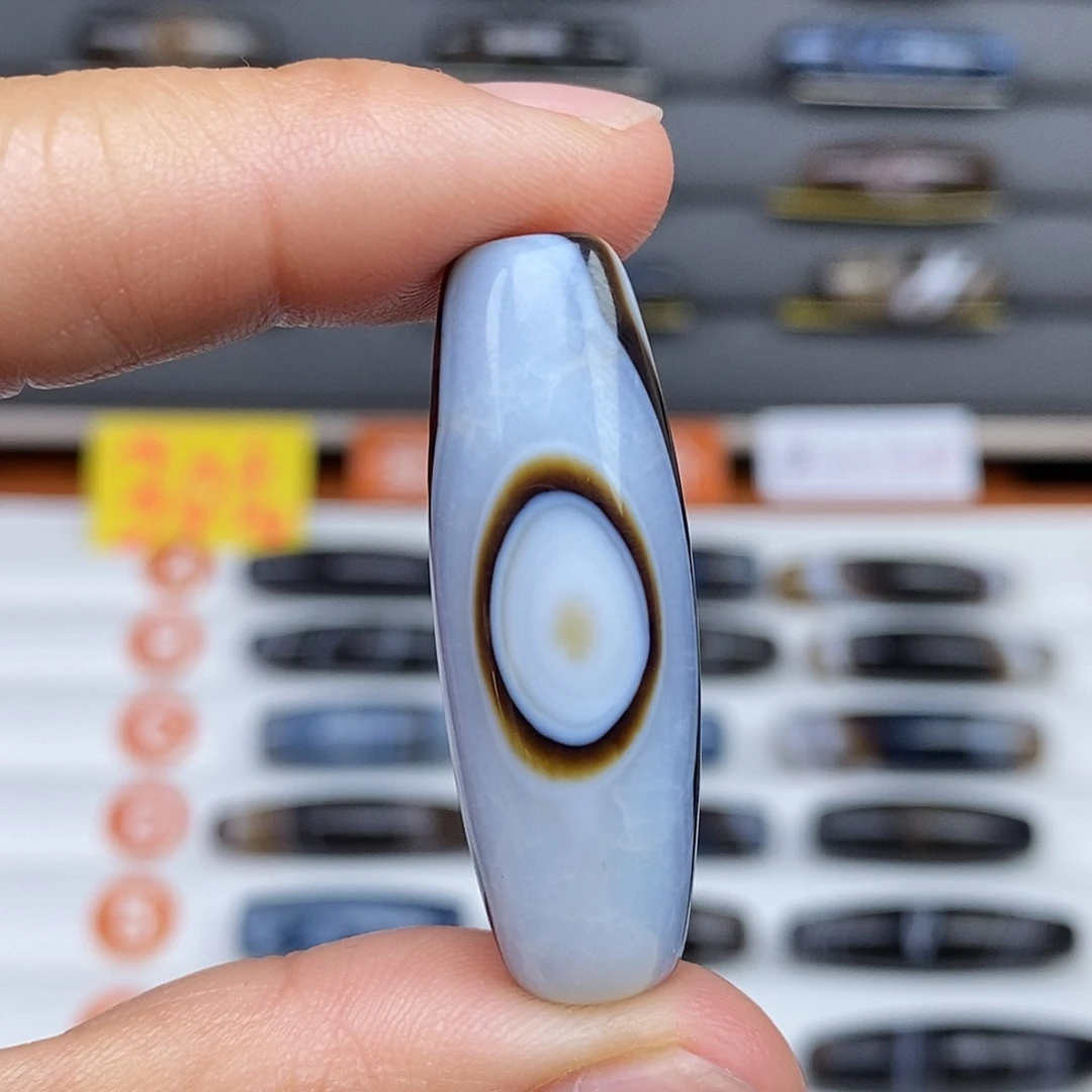 玛瑙/玉髓未镶嵌珠宝半成品