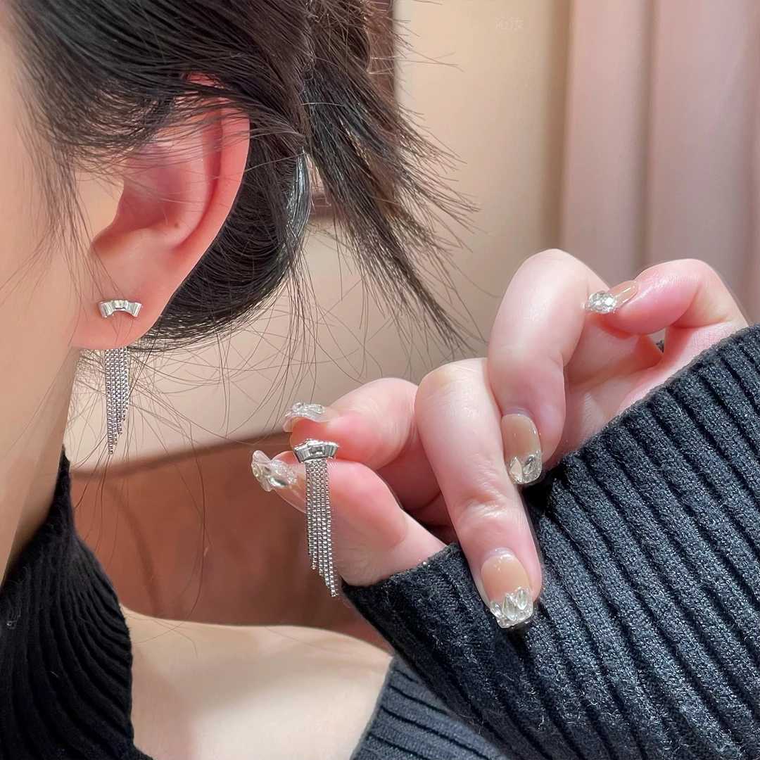 【沁汝饰品】F668银色流苏简约耳钉时尚轻奢气质