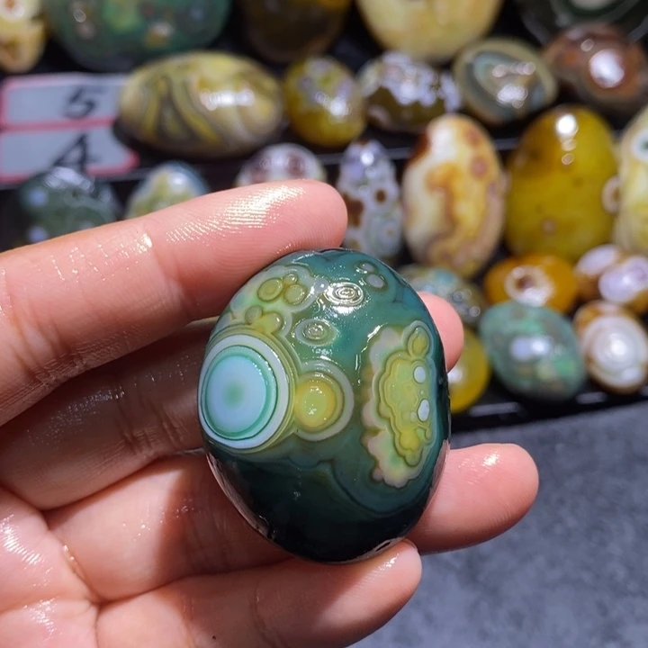 玛瑙/玉髓未镶嵌珠宝半成品55