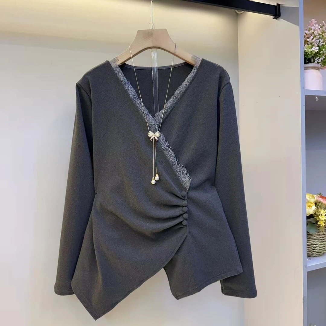 女秋冬针织通勤风宽松休闲风V领2025宽松型T恤女人衫