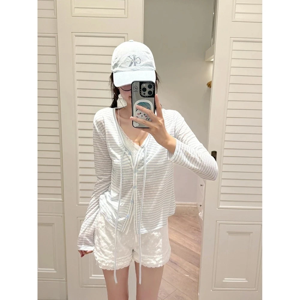 蓝色条纹小花扣开衫外套2025夏季新款女装时尚别致蕾丝吊带背心潮