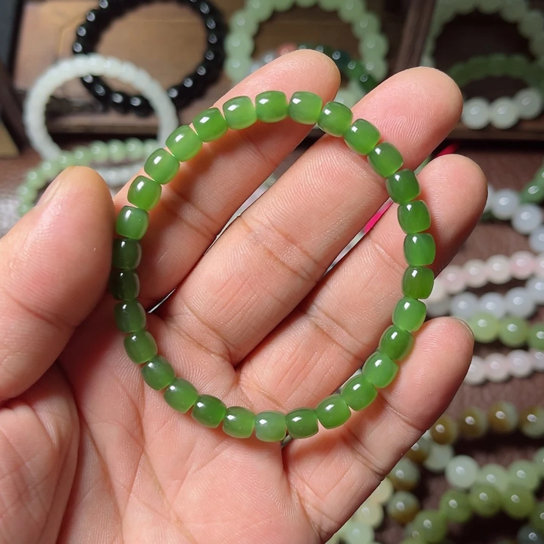 【闪购商品】未镶嵌手链和田玉新**体