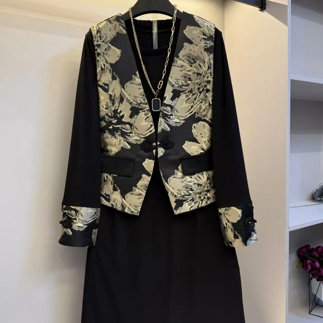 2025秋款大码女装气质马甲显瘦连衣裙高级感两件套