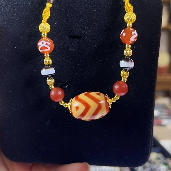 玛瑙/玉髓颈饰合金