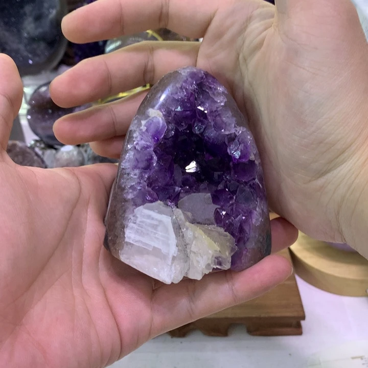 未镶嵌大型摆件（非配饰）水晶